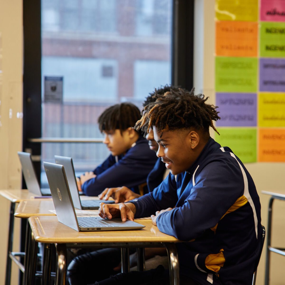 chicago prep school students utilizing technology